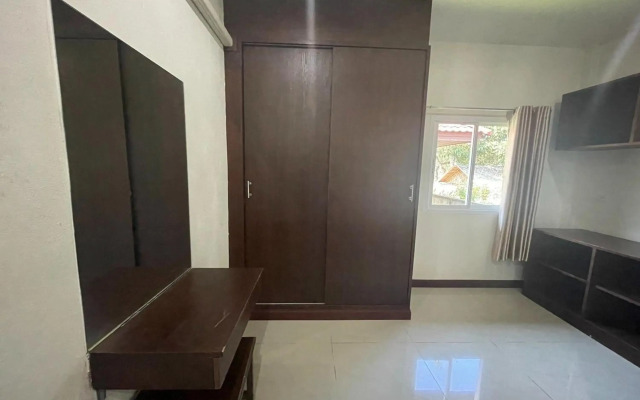Phuket Airport Villa