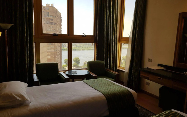 Maadi Hotel