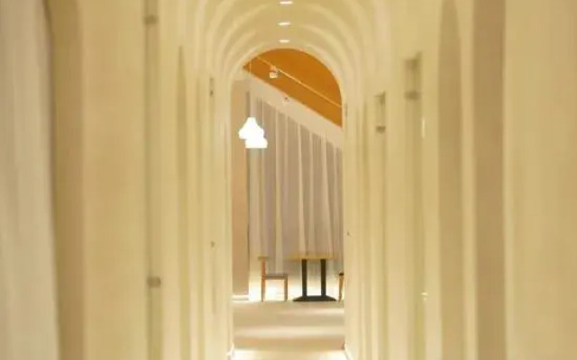 Tangshan Yipin Hot Spring Hotel