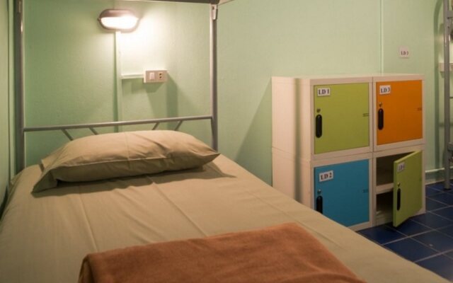 New Road Guest House - Hostel