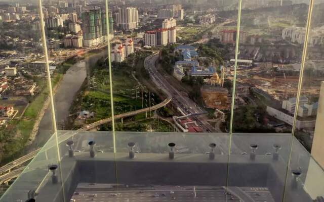 Vogue Suites One by Joe