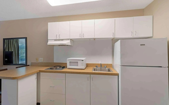 Extended Stay America Suites Memphis Airport
