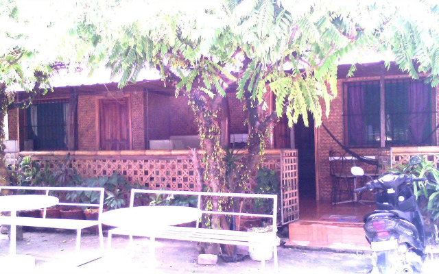 Merly's Place Cottages