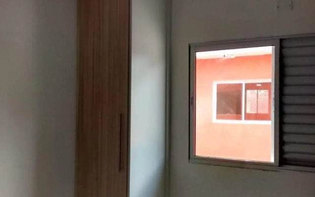 Apartamento Boraceia 200 metros da praia, com ar condicionado