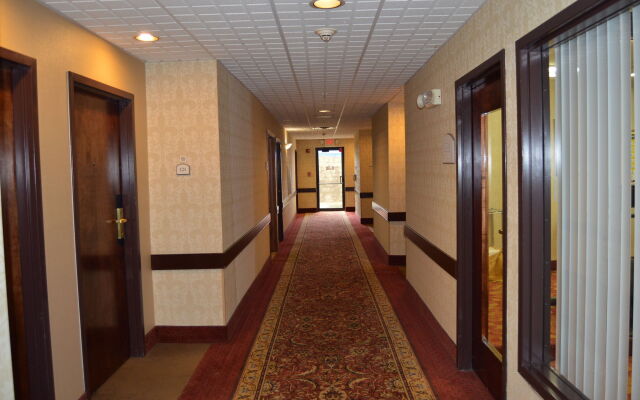 Comfort Inn & Suites