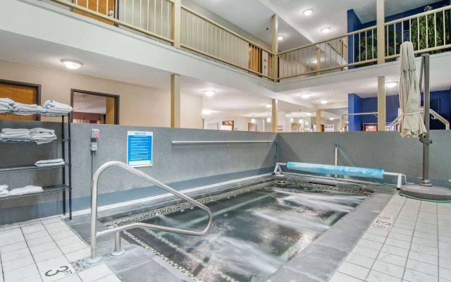 Best Western On The River