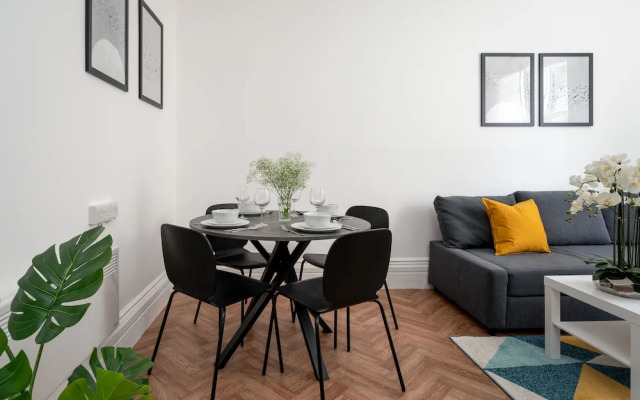 Brand New! Torquay Heights Luxury Apartments