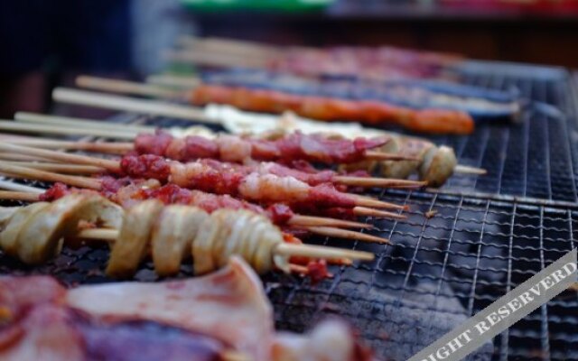 One Mountain Nine Houses