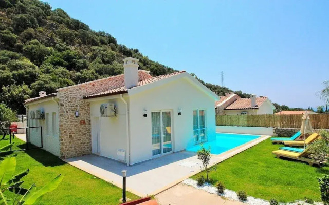 Villa Daisy 1 by Villamnet