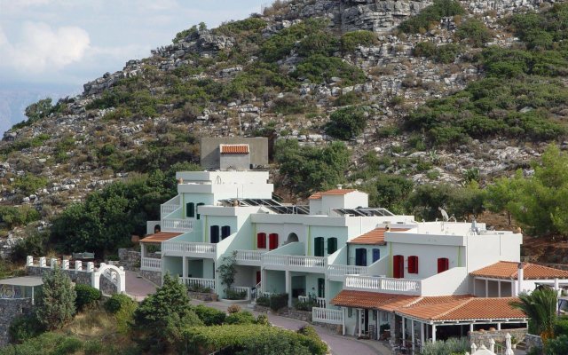 Adrakos Apartments (Adults Only)