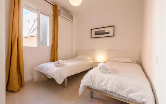 Triana With Free Parking