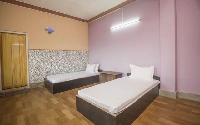 Spot On 61318 Plato Homestay