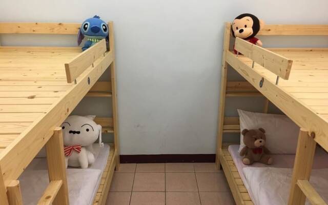 Mr. Red Tea B&B - Hostel