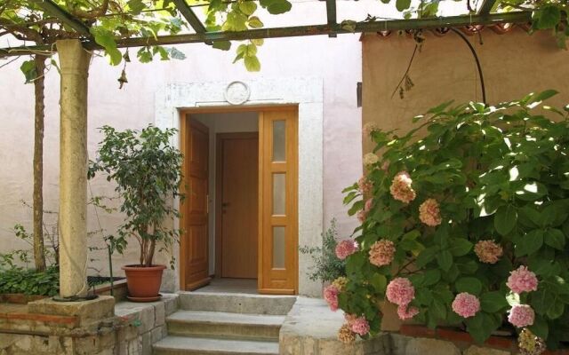 Hortenzia House