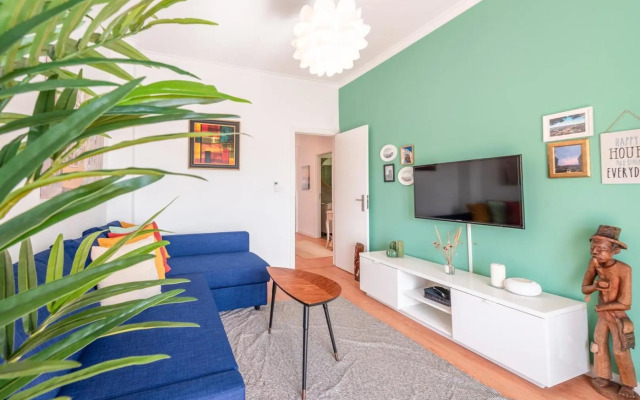 GuestReady - Vibrant 2BR Apartment