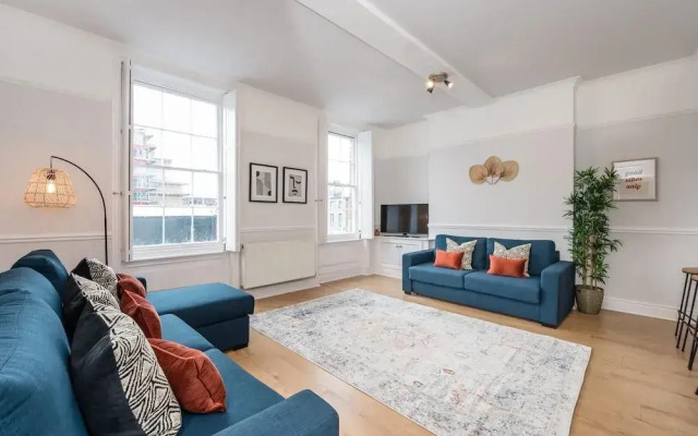 Host Apartments Seel St Modern Townhouse Apt