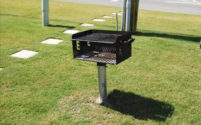 Spinnaker Pointe 1B by RedAwning