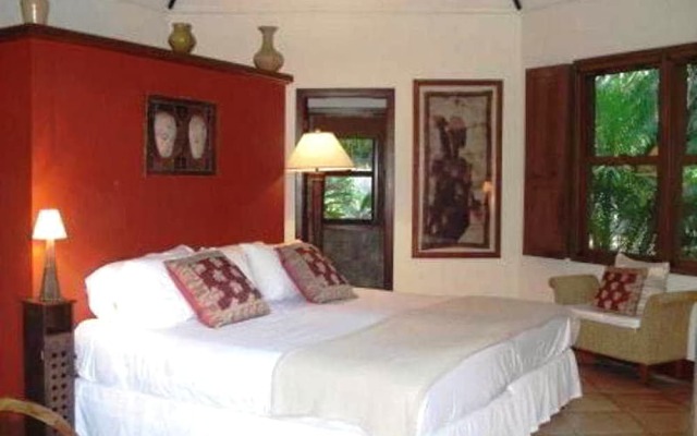 Mayoka Lodge