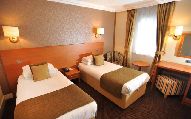 Golden Lion Hotel