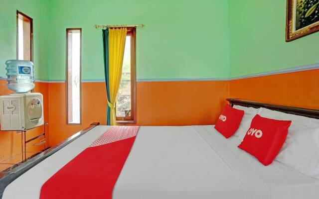 OYO Life 90321 Ken Ken Villa