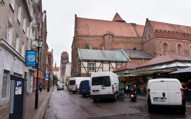 Old Town Veranda Apartment