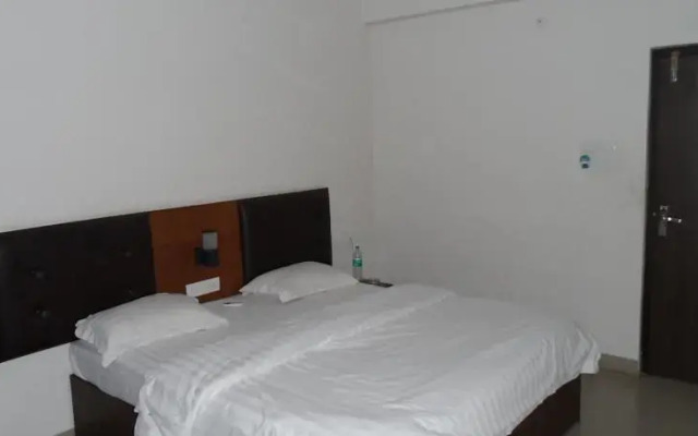 Shade - Premium Suites