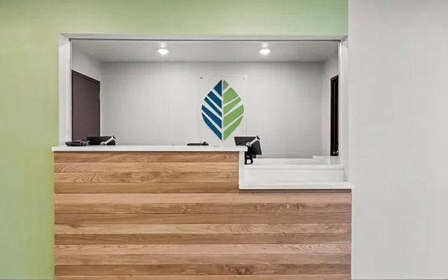 Woodspring Suites Loves Park Rockford