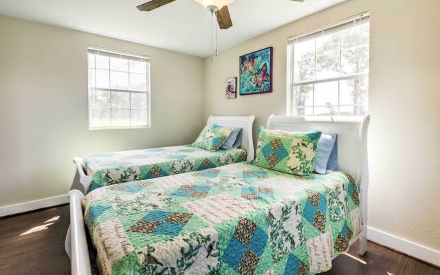 Tranquil Plantersville Cabin: Farm Animals On-site