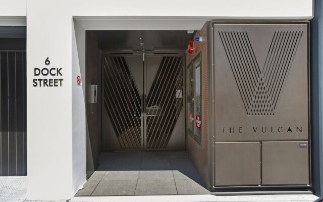 Brand New! Luxury Park Side Residence by Urban Butler – Guest Rooms – Auckland