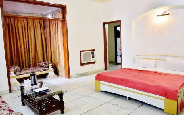 Mandakini Palace Kanpur