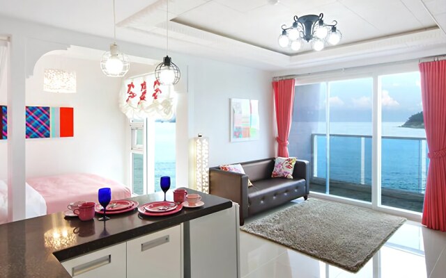 Namhae Blue & White Pension