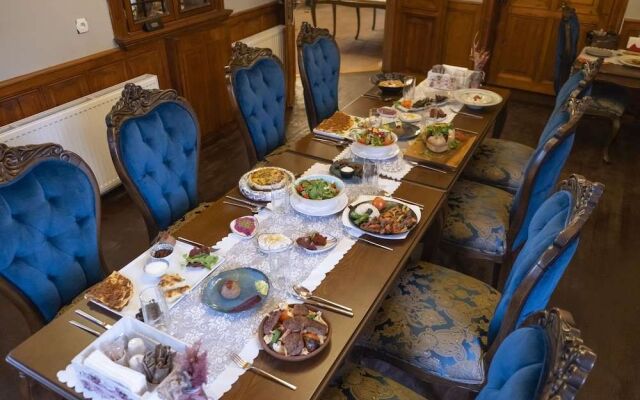 Kerem Ile Asli Hotel