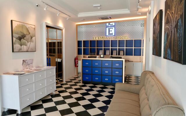 Le Embassy Hotel Georgetown