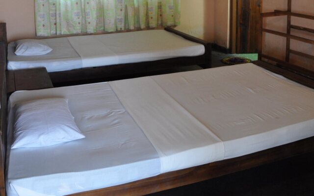 Leesha Tourist Home