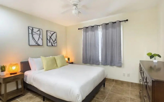 Chandler oasis with pool & hot tub