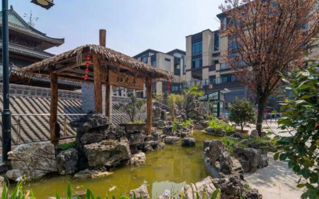 Guiyuan Mountain home