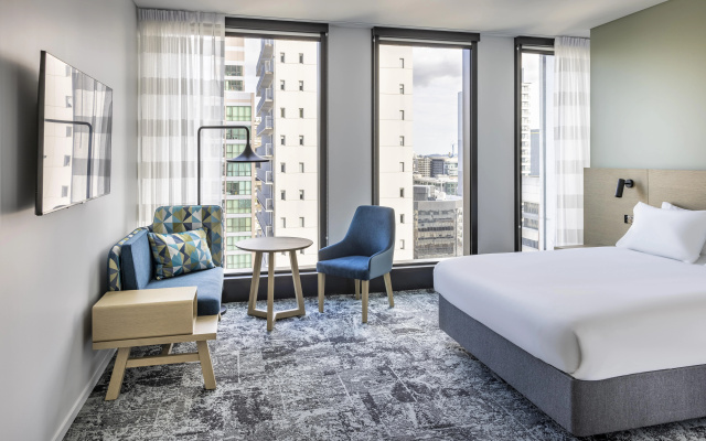 Holiday Inn Express Auckland City Centre by IHG – Guest Rooms – Auckland
