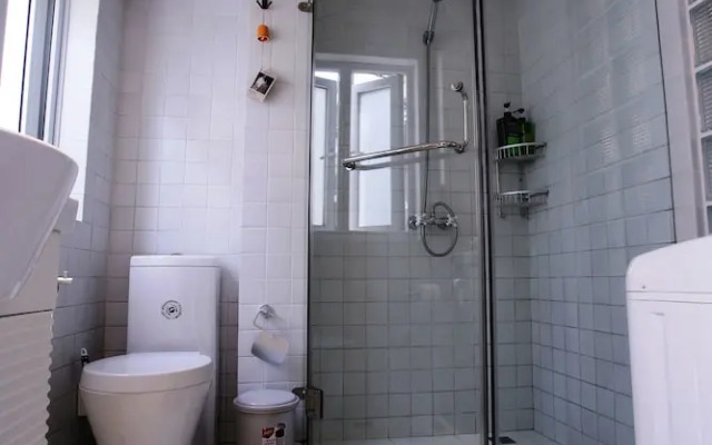 Wonderland Yuyuan Rd Designer's Homestay