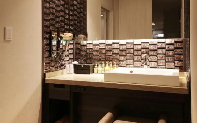 N Hotel