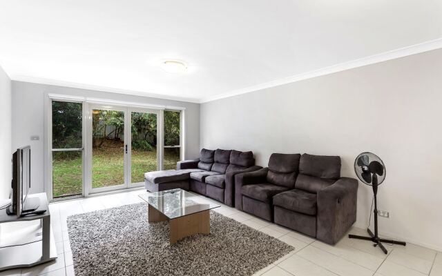 Alida Place, 1 Lagoons Estate