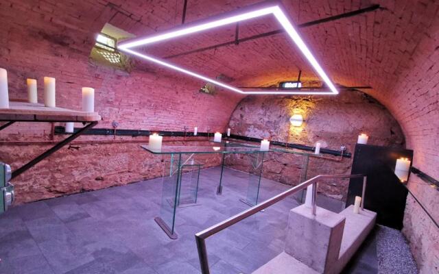 Bs16 Hotel