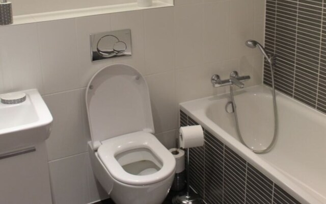Karah Suites - Peascod Place