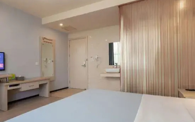 Hui 8 Chain Hotel (Shaoxing Diyang)