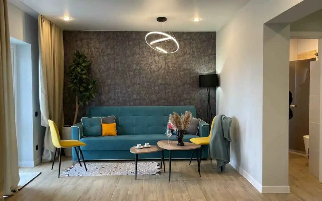 Yousinn (Ёлки 2)