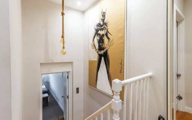 Charming Two Bed Maisonette in Notting Hill