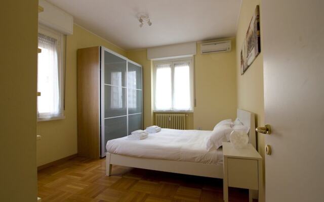 Mi-bonn5a4 - Bonnet 5