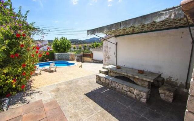 Casa De Vacaciones "CAL VIVES"