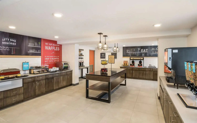 Hampton Inn & Suites Houghton