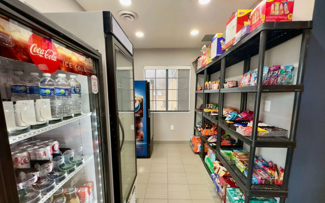 Microtel Inn & Suites by Wyndham Denver Airport