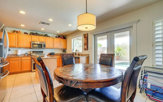 Spacious Family Oasis in Cave Creek!